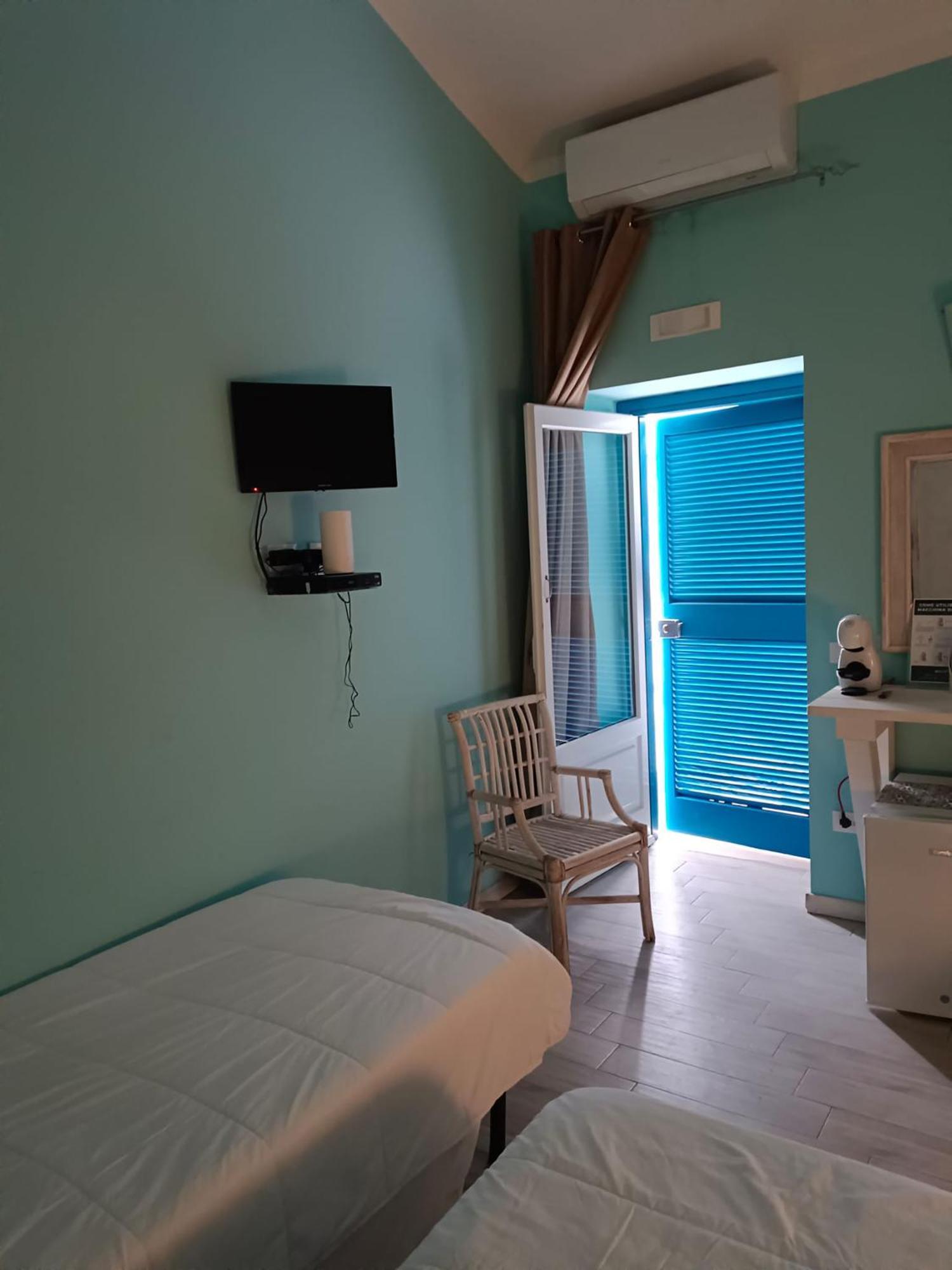 B&B Casa トロペーア 部屋 写真